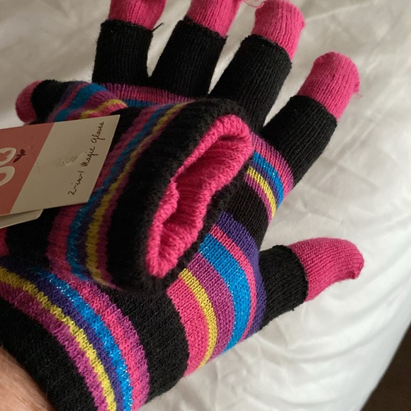 Colorful Winter knit gloves - Picture 5 of 5